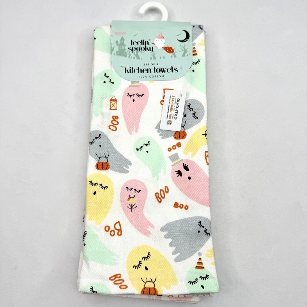 NWT Feelin' Spooky Pastel Ghost Kitchen Towel Set